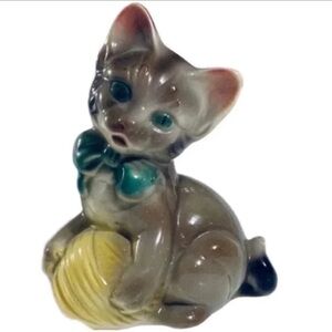 Vintage Royal Copley Pottery Gray Kitty Cat with Ball of Yarn